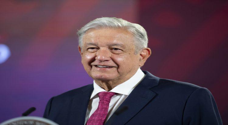 AMLO prometió apoyar en la reubicación de viviendas por derrumbes en Tijuana