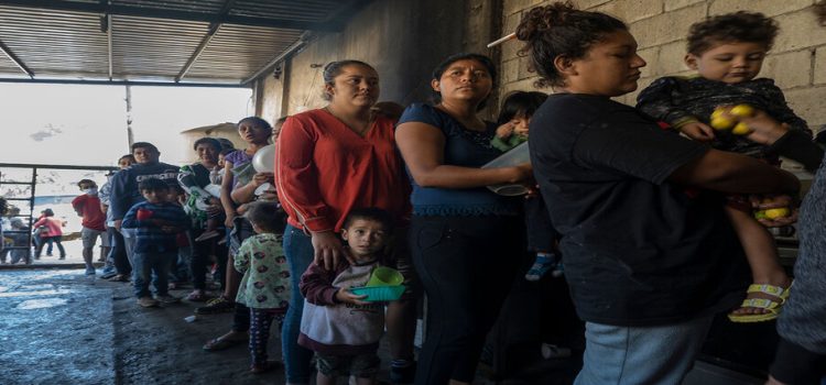 El gobierno de Tijuana da atención a más de mil 500 migrantes
