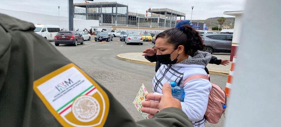 Ingresó el primer contingente de migrantes desde Tijuana a Estados Unidos