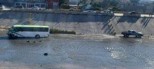 Sujeto se roba camión de transporte de personal en Tijuana