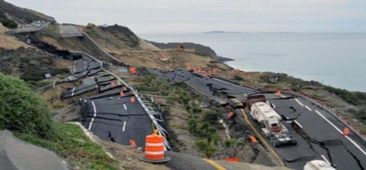 Declarán estado de emergencia por hundimiento de la carretera Escénica Tijuana-Ensenada