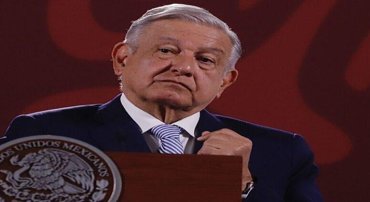 AMLO: No vamos a ceder aunque tengan el aeropuerto