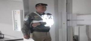Conductor impacta a agente de SEMOV