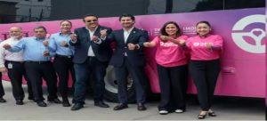 Firman convenio para poner en marcha el Programa "Mujeres al Volante"