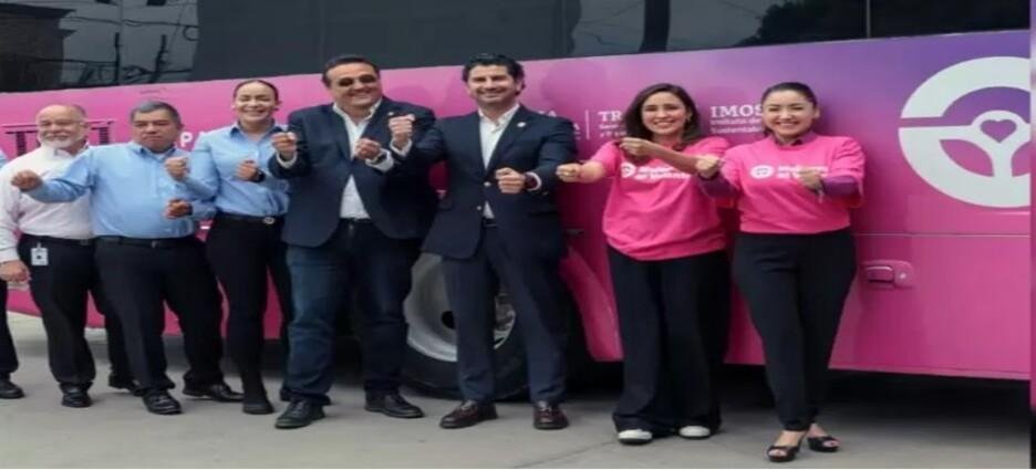 Firman convenio para poner en marcha el Programa "Mujeres al Volante"