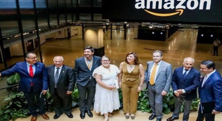 Firman convenio Baja California y Amazon para impulsar el comercio electrónico