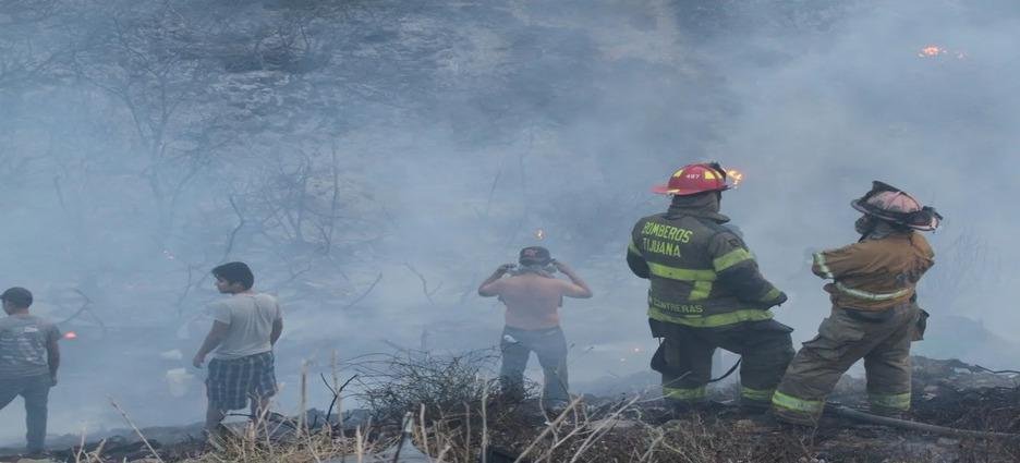 Bomberos de Tijuana atendieron más de 2 mil reportes en un mes