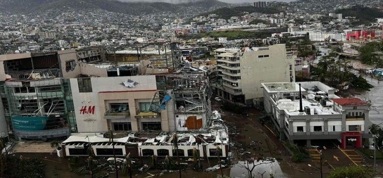 Esperan la llegada de familias de Guerrero a Tijuana tras el paso del huracán Otis