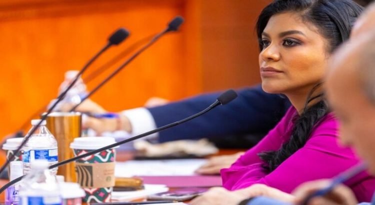 Montserrat Caballero dice que impugnará en caso de que el género elegido no le favorezca