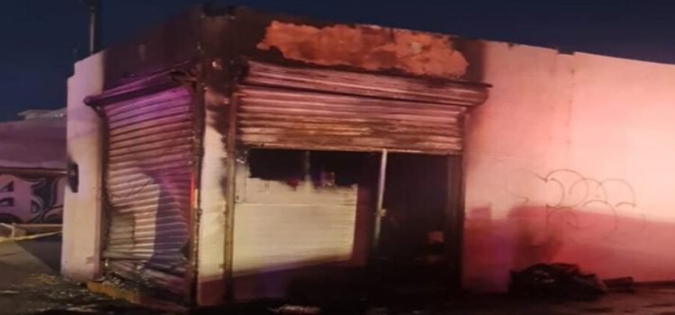 Incendio en Playas de Tijuana deja a dos personas sin vida y un lesionado