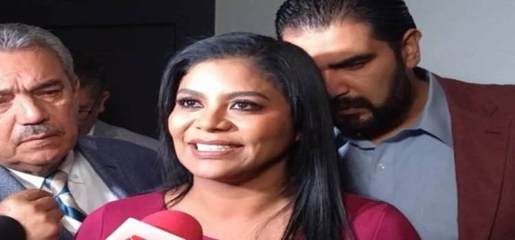 Montserrat Caballero confía que Morena la elegirá como candidata a relección