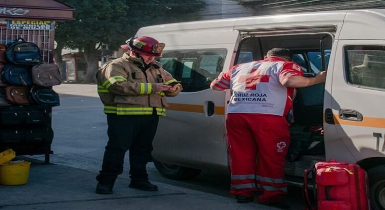 Pasajero perdió la vida a bordo de un taxi en Tijuana