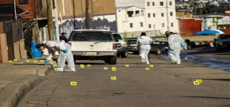 Ataque a policías deja como saldo un hombre herido