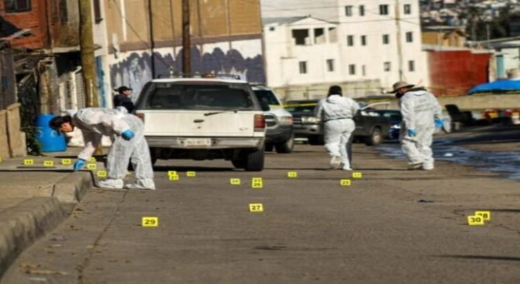 Ataque a policías deja como saldo un hombre herido