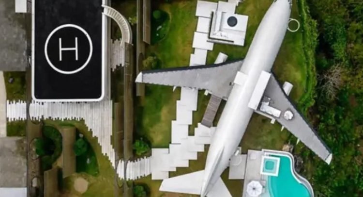 Construyó un hotel sobre un acantilado… en un Boeing 737