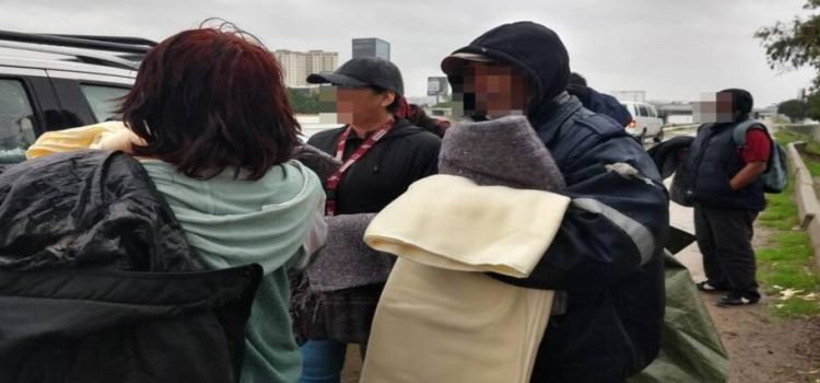 Personas de la canalización del Río Tijuana fueron trasladados a albergues por las lluvias