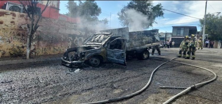 Explota vehículo repartidor de minas de gas en La Presa Este