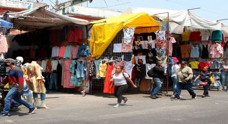 Incrementa un 2.4% la economía informal en Baja California