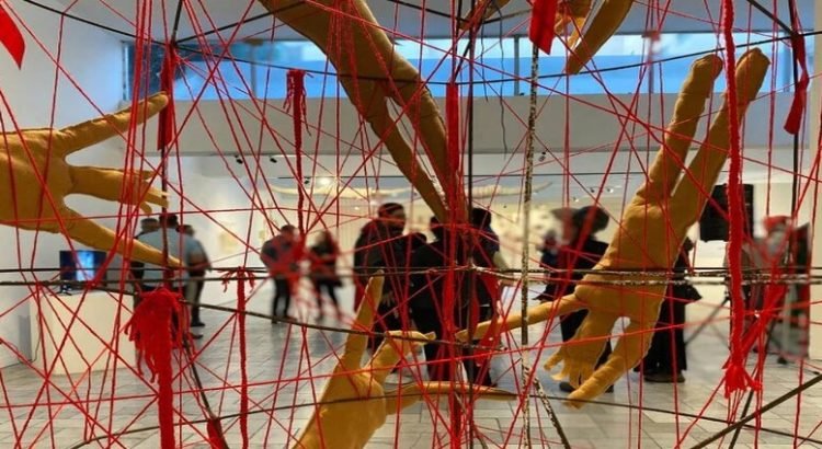 Inauguran la exposición “Frater”