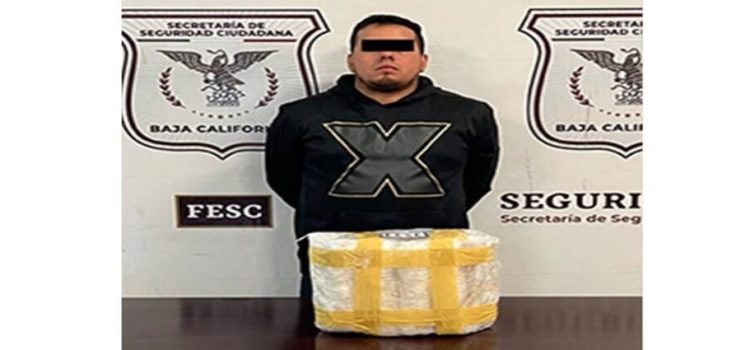 Detienen a hombre en posesión de 8.5 kilos de metanfetamina en Tijuana