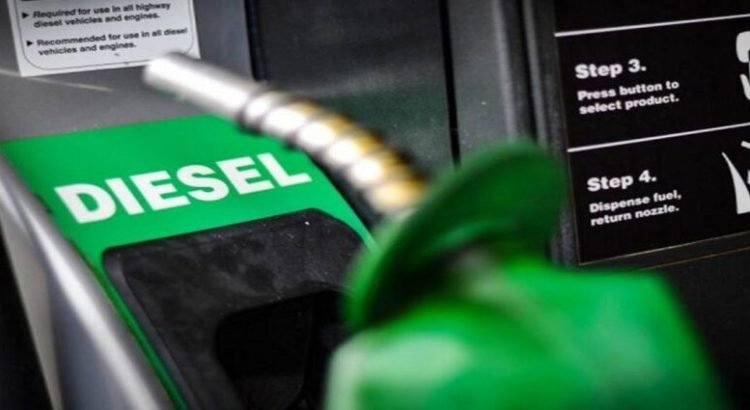 Habitantes de Tijuana aseguran que aumentó el precio del litro de gasolina