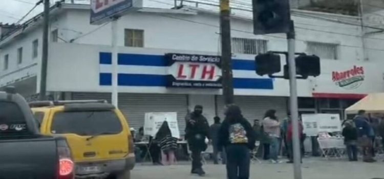 Balean a dos personas ante casilla electoral en Tijuana