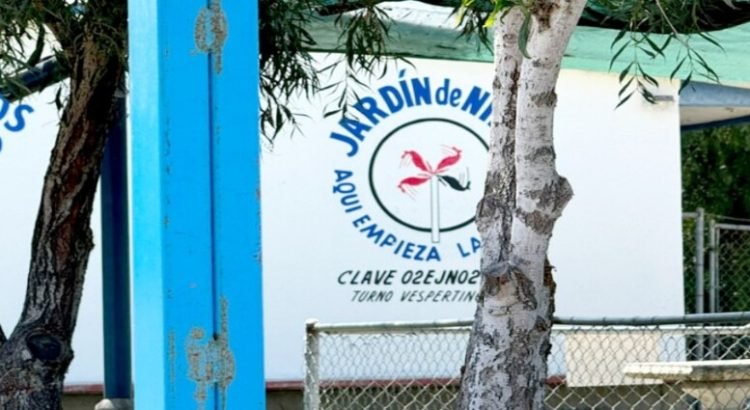 Denuncian a intendente por abusar de una menor en un kínder
