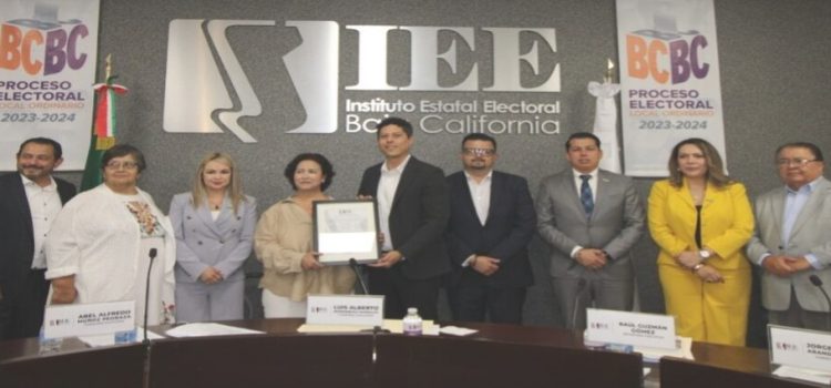 El IEEBC hizo entrega de constancias de mayoría a ayuntamientos electos de BC