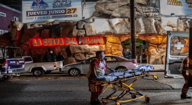 Hombre pierde la vida en ataque armado en el bar ‘La Cueva del Peludo’