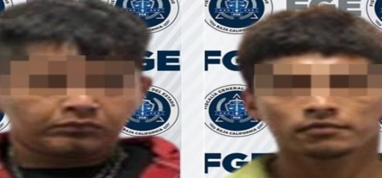 Vinculan a dos sujetos por robo con violencia