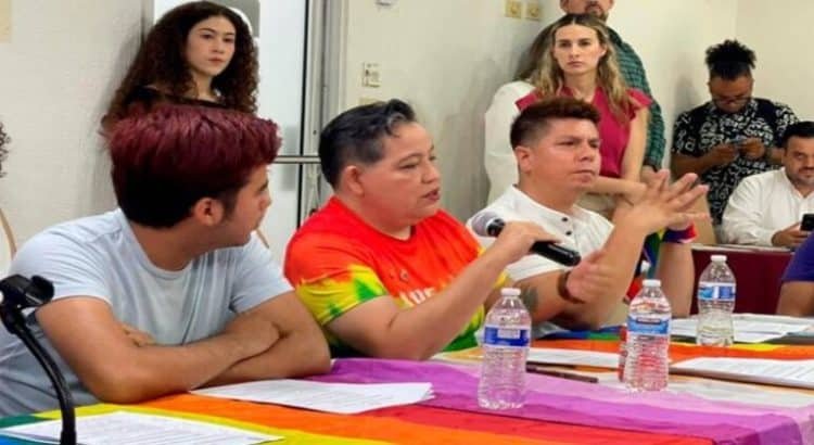 Comunidad LGBT entrega pliego con 32 propuestas de ley al Congreso de BC