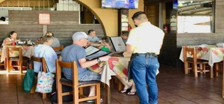 Restaurantes de Tijuana amplían horarios para captar más comensales extranjeros