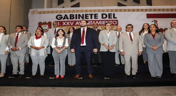 Ismael Burgueño presenta su gabinete