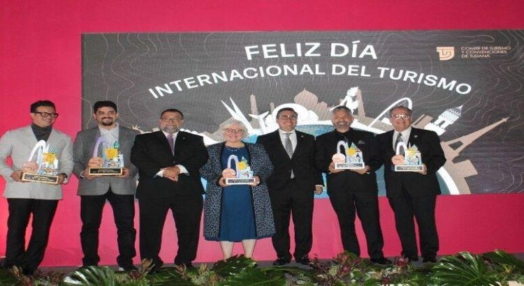 Cotuco entrega del “Galardón al Mérito Turístico”