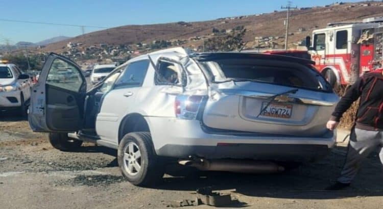 Accidente en carretera libre Tijuana-Tecate, deja un muerto y cinco lesionados