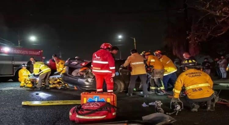 Accidente múltiple en Playas de Tijuana dejó varios lesionados