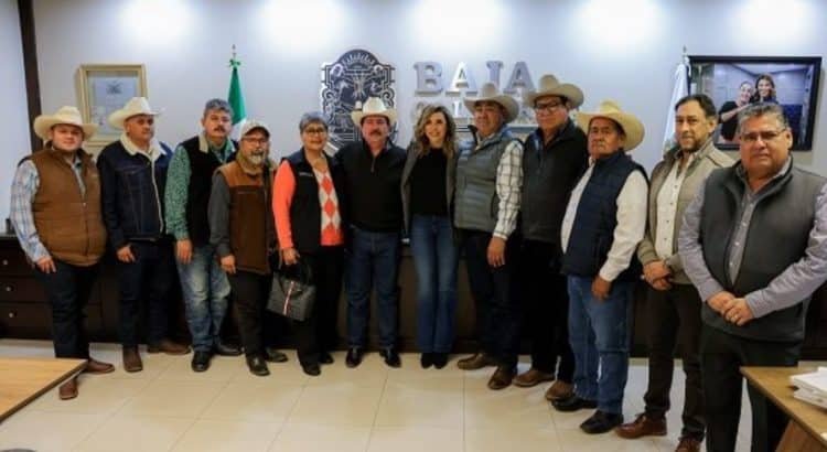 Gobierno de Baja California y CONAGUA acuerda beneficio para agricultores de Mexicali