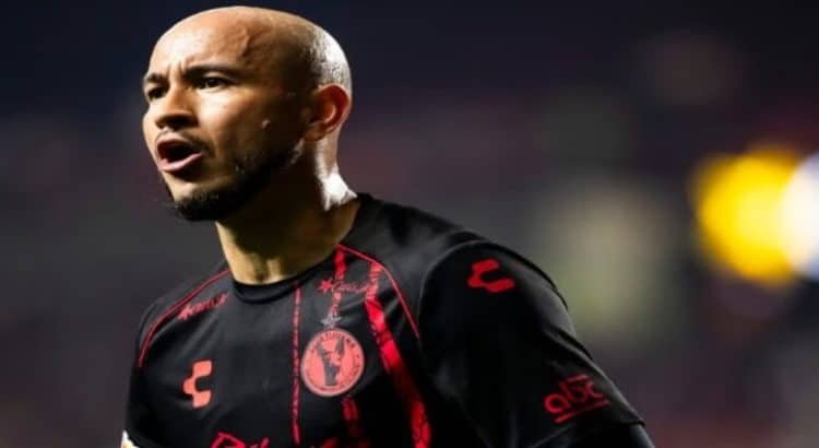 Xolos de Tijuana anuncia oficialmente salida de Carlos González del equipo