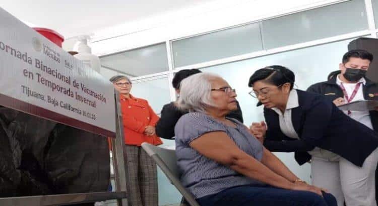 Arranca plan de vacunación para migrantes deportados desde EU en garitas de BC