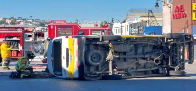 Choque entre taxi y auto particular dejó a una persona sin vida