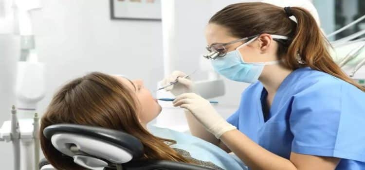Esperan incremento del 15% de pacientes internacionales para tratamientos dentales