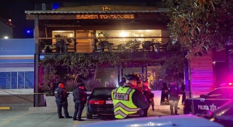 Detienen a dos por intento de incendio al café Baristi en Tijuana