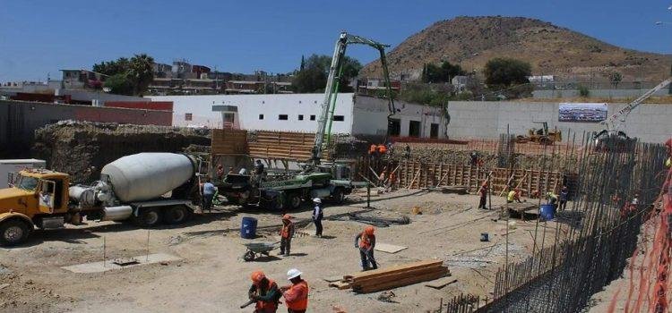 Gobierno analiza licitar banco de tiro para desechos de construcción o ratificar acuerdo con CMIC