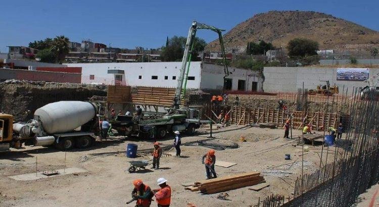 Gobierno analiza licitar banco de tiro para desechos de construcción o ratificar acuerdo con CMIC