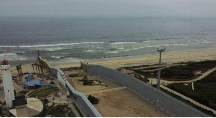 EU construye muro sobre canal del río Tijuana pese a tratados que lo impedían
