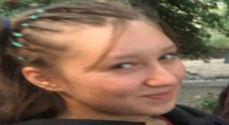 Reportan como desaparecida a Alexia Yaltzemi Knight de 13 años