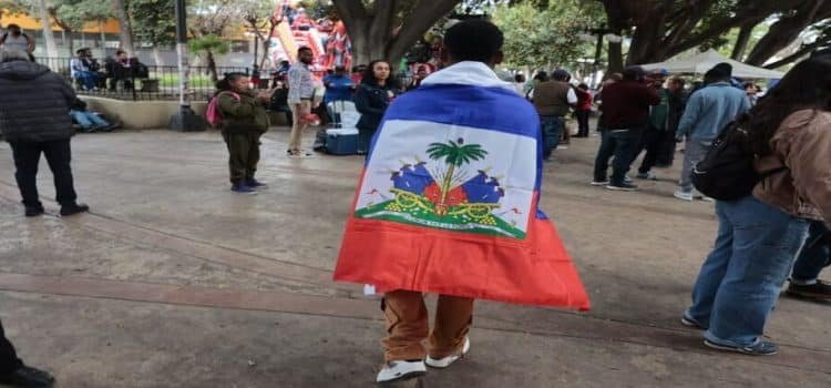 Comunidad haitiana celebra el Día de su Bandera en Tijuana