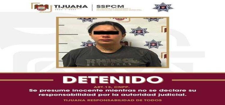 Detienen a mujer por lesionar con arma blanca a su pareja