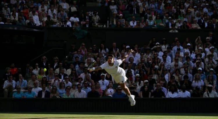 Alcaraz fulmina a Norrie y vuela a semis de Wimbledon