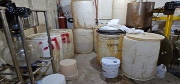 Aseguran dos laboratorios clandestinos en zonas residenciales de Tijuana